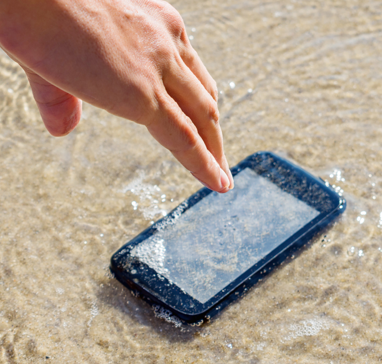 phone picking phone out of water