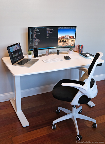 Home Office With Limited Space, Home Office Desks For Two Monitors