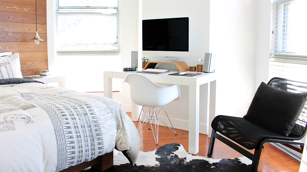 Ideas to make a smart dorm room