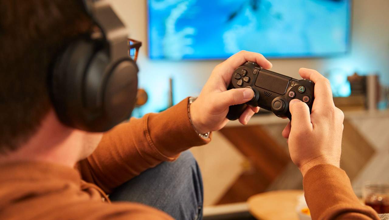 How to clean your Xbox One without damaging it Asurion