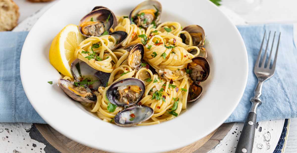 Linguine with Clams | Town & Country Markets