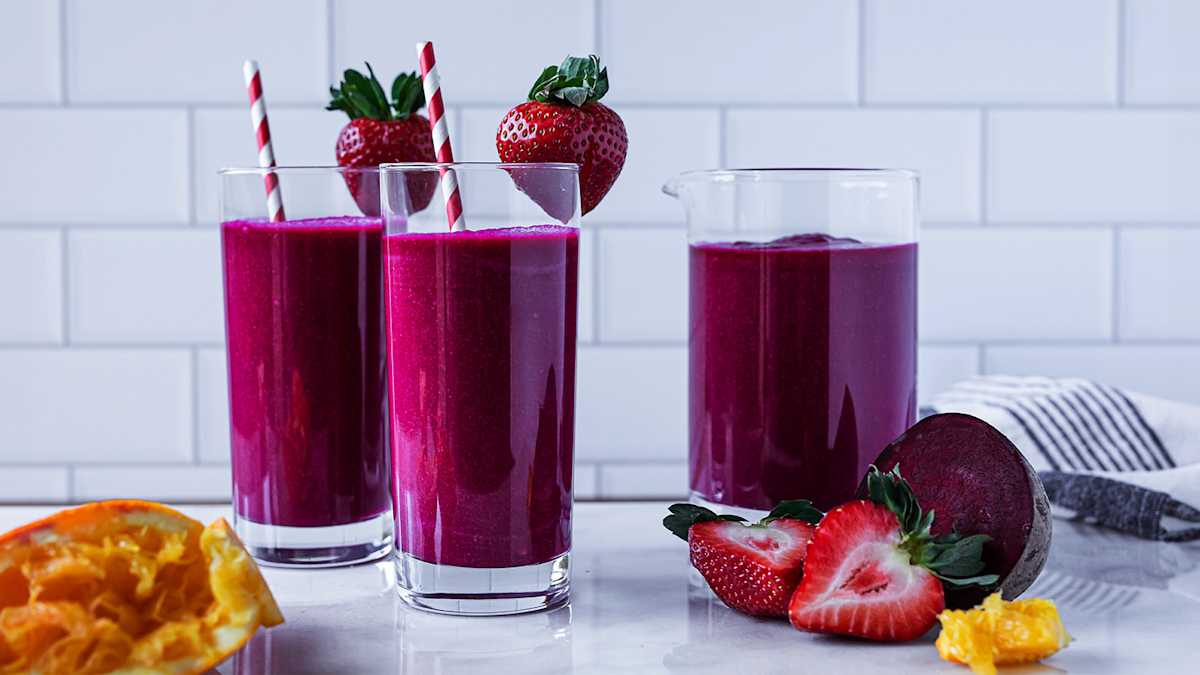 Beet and Berry Smoothies