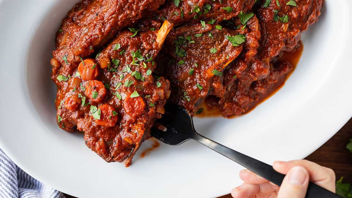 Braised Lamb Steaks with Spiced Red Wine Sauce	