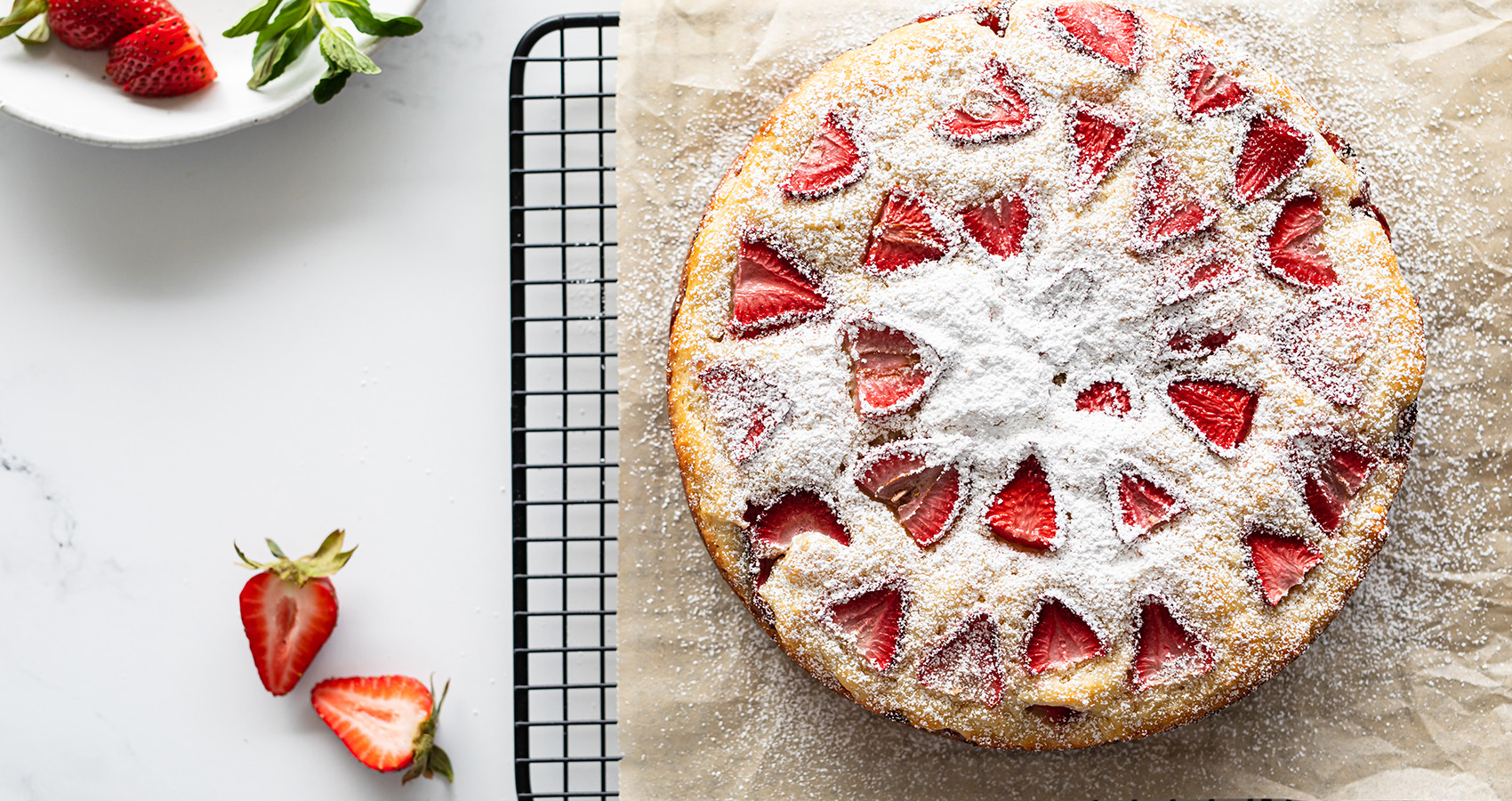 Simply Strawberry Cake