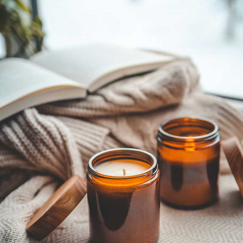 WEB Jan2026 ARTICLE-hygge candle