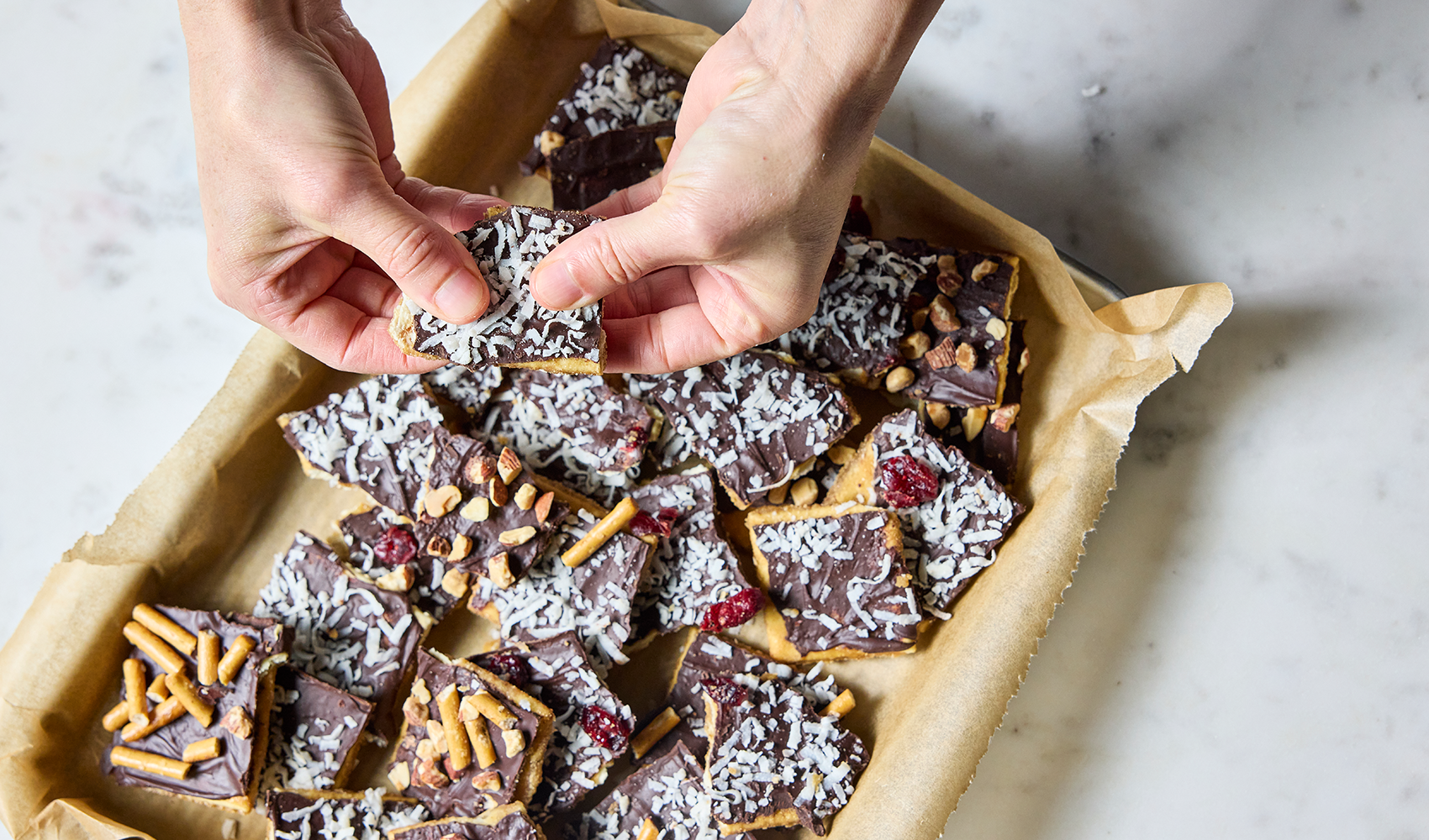 Holiday Cracker Candy