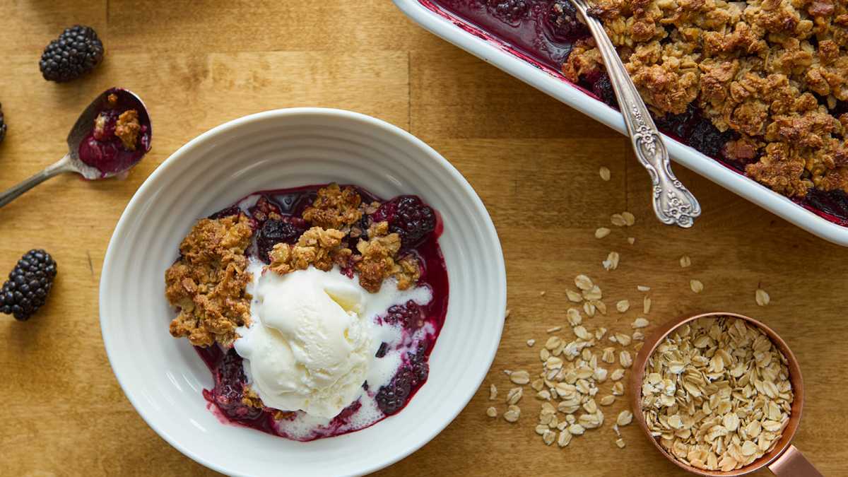 Gluten-Free Blackberry Crumble