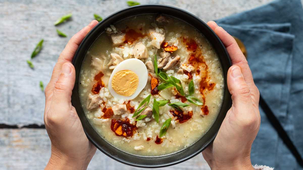 Arroz Caldo (Chicken and Rice Porridge)