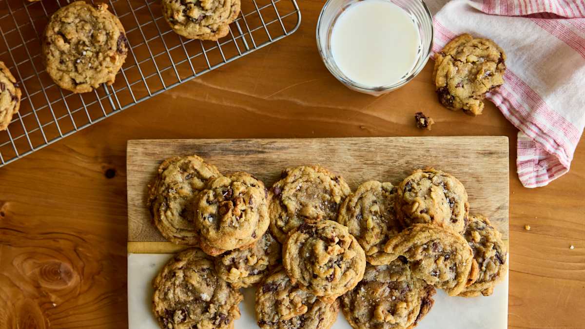 The Best Chocolate Chip Cookies Photo