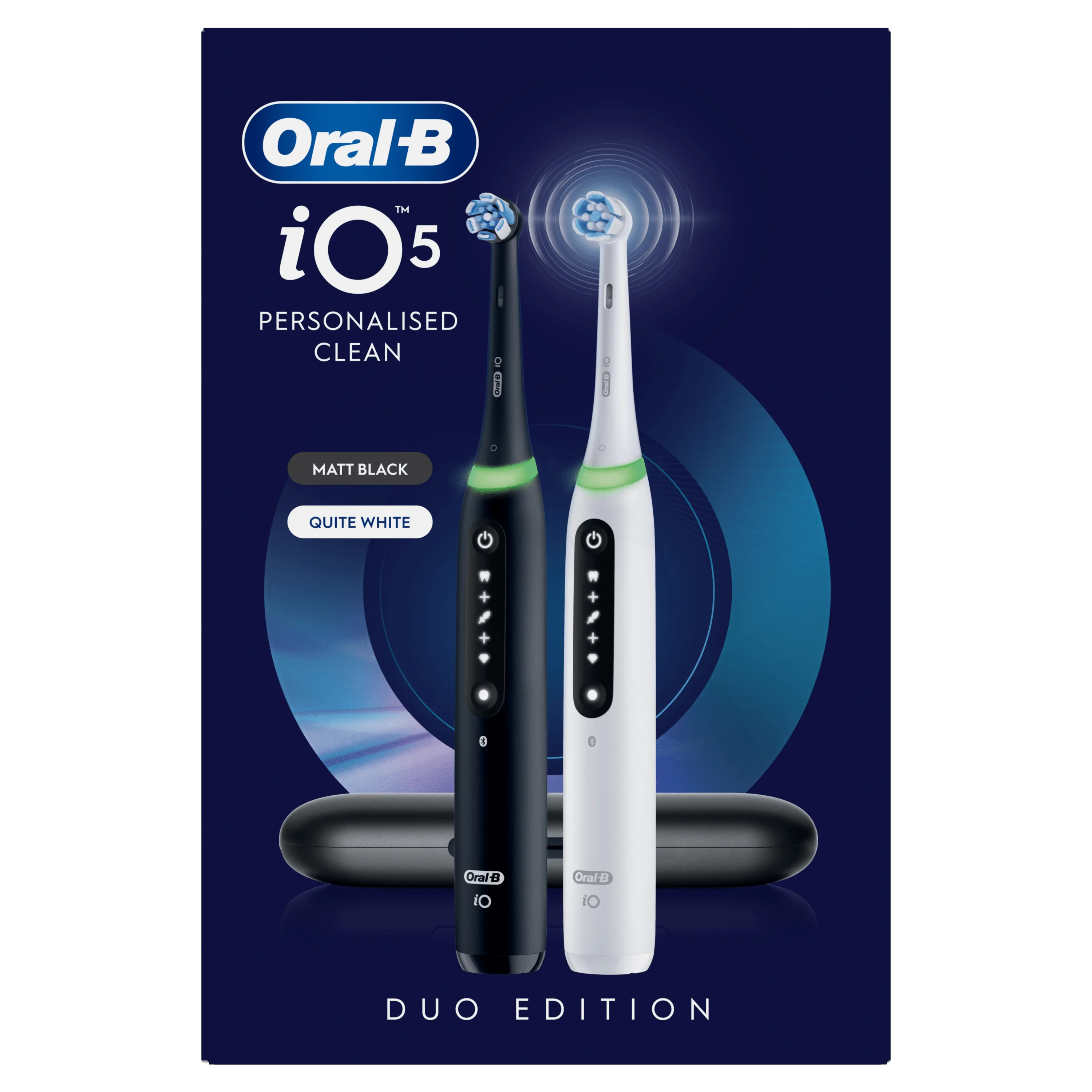 Oral-B iO 5 Duo Edition, présentant les brosses à dents en noir et blanc, pour un brossage personnalisé.