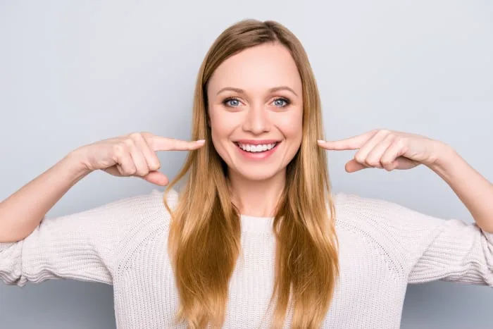 Comment les brosses à dents électriques préviennent la perte des dents