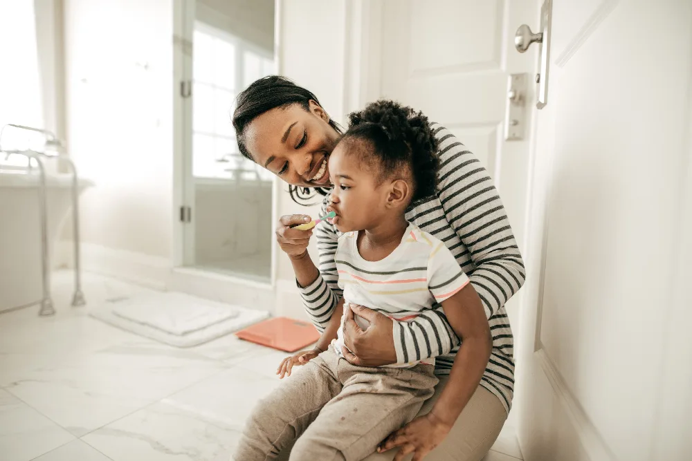 Apprendre à se brosser les dents en s'amusant