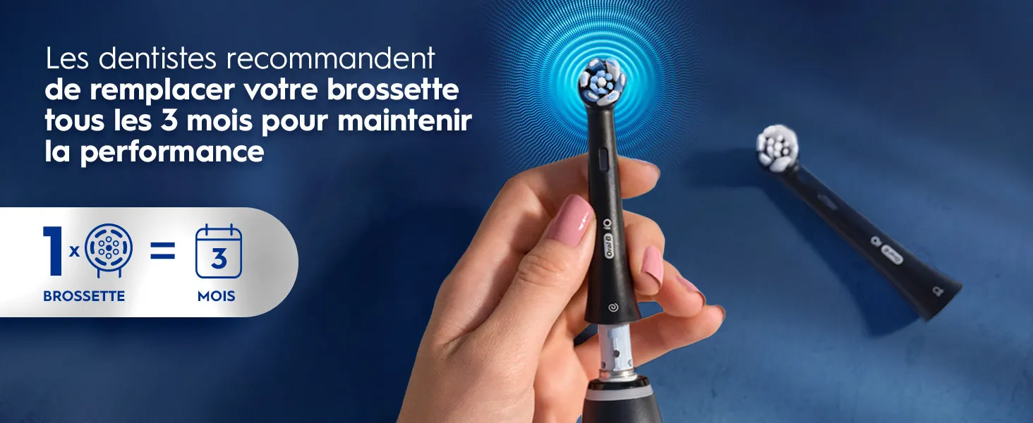 Brossette électrique à remplacer tous les 3 mois pour une performance optimale.