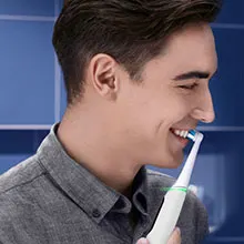 Pour personnaliser votre brossage : Propreté, Douceur, Soin gencives, Propreté Intense, Extra Douceur.