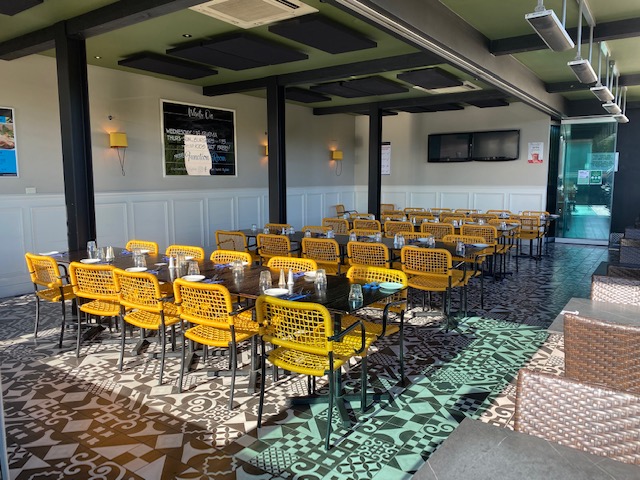 Photo of Crown Hotel