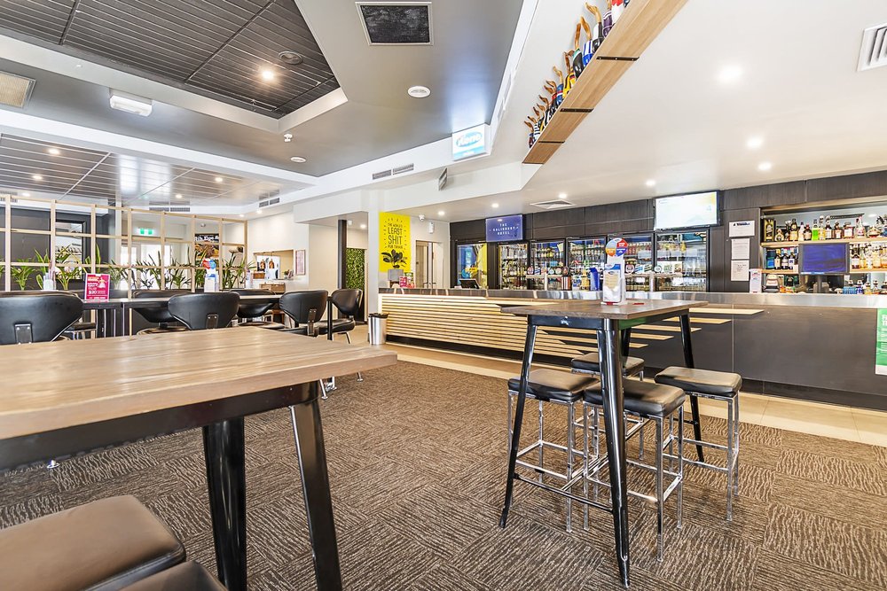 Photo of Salisbury Hotel