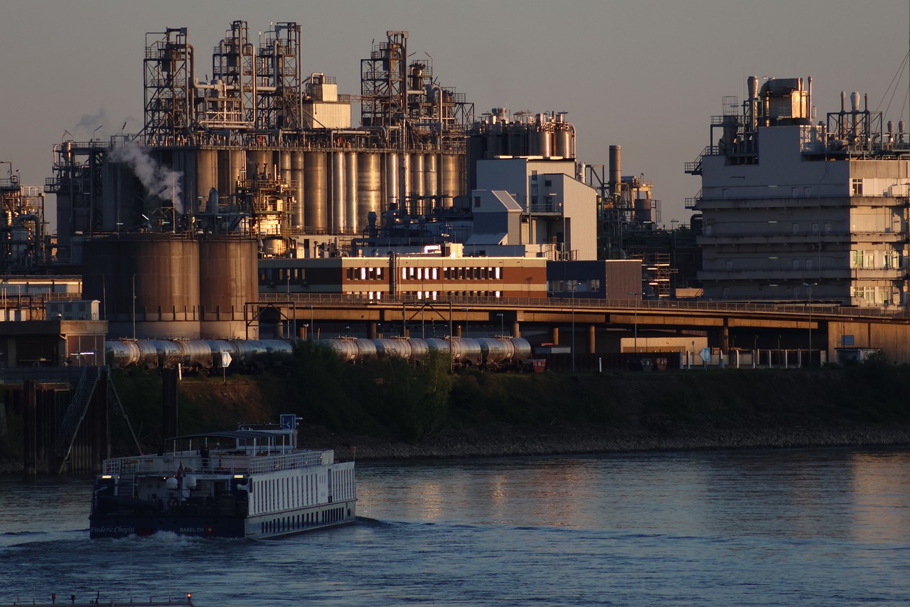 Zoptymalizuj logistykę produkcji - wyceń transport | Omida Sea And Air S.A.