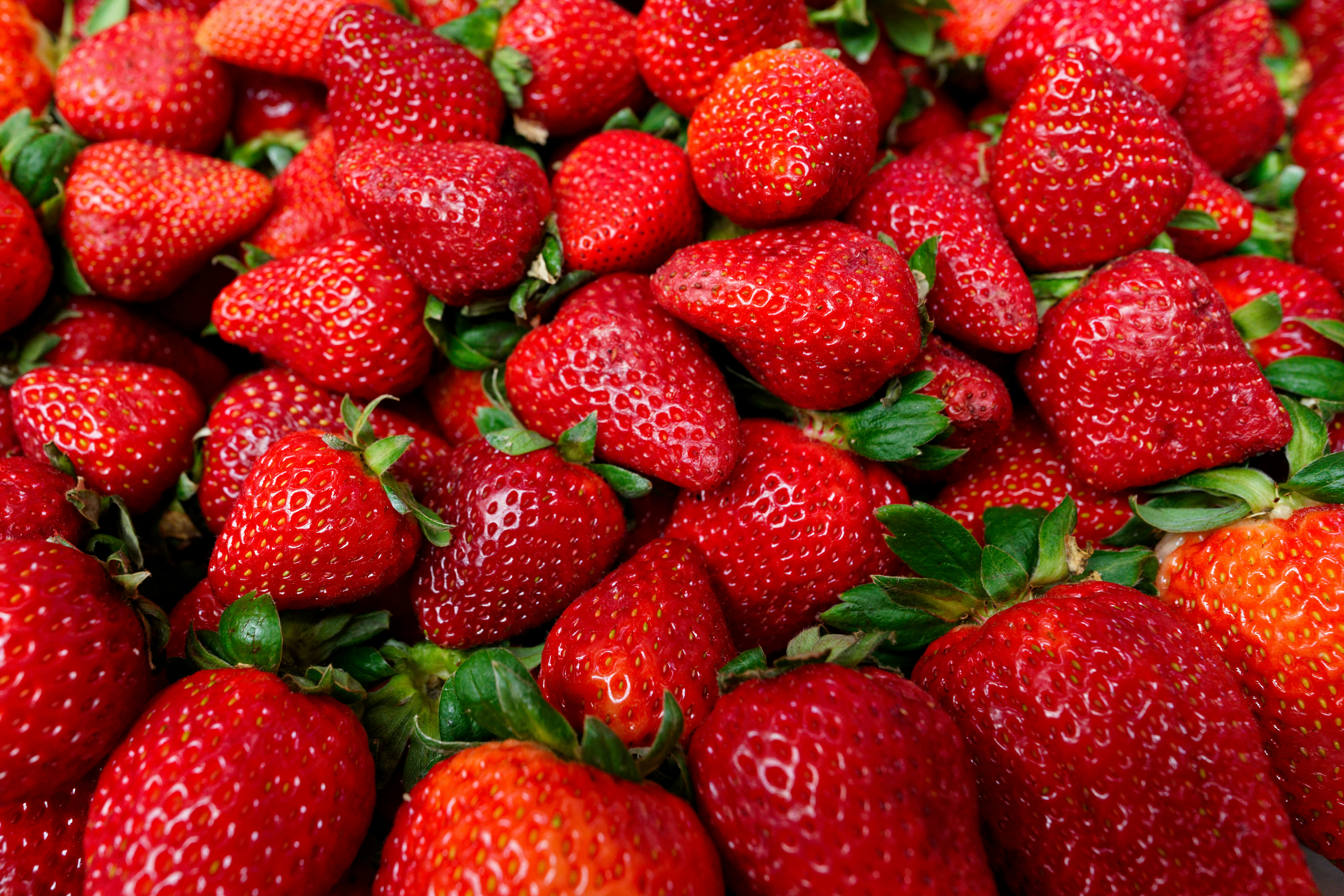 Certyfikaty jakości i profesjonalna obsługa | Omida Sea And Air S.A.