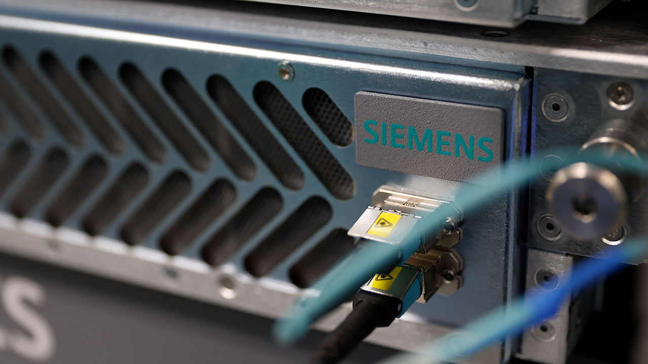 siemens-arm-veloce-cs-newsroom-01-1280x720.jpg