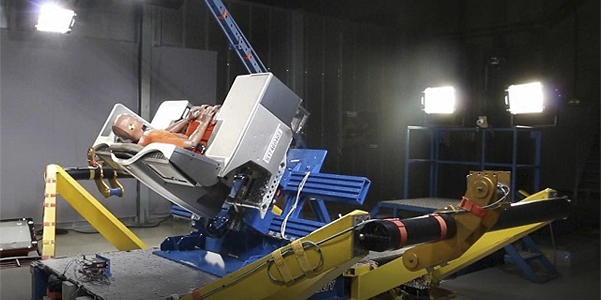 IEC 60068-2-31仿真技术:电子设备粗处理冲击试验的未来趋势