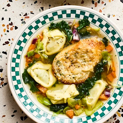 Tortelloni Minestrone with Garlic Crouton
