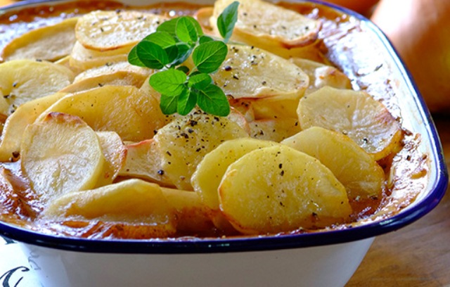 Apple and Pork Casserole