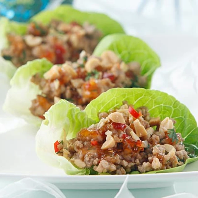 Thai Pork Sang Choi Bow