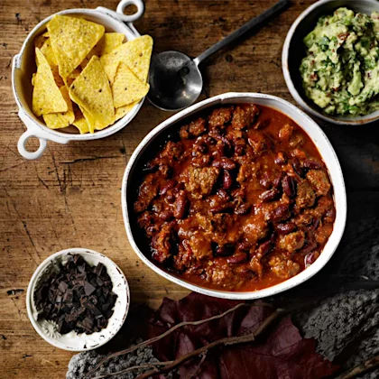 Chunky Chilli with Chocolate & Quick Guacamole