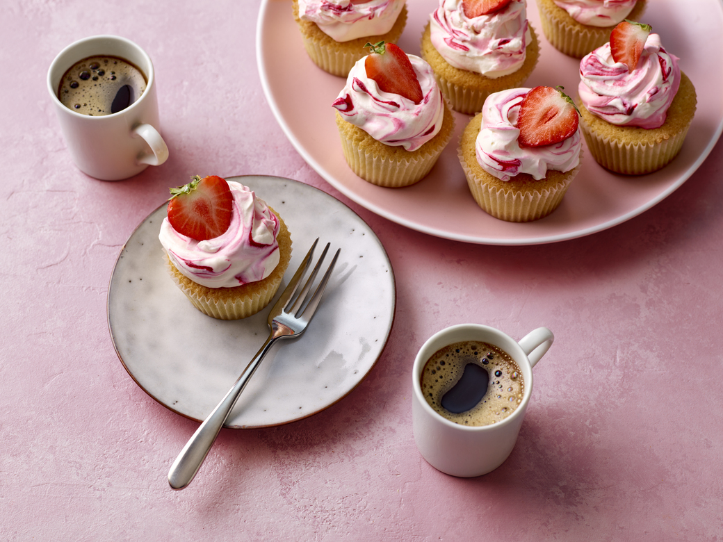 BerryWorld Strawberry and Cream Cupcakes