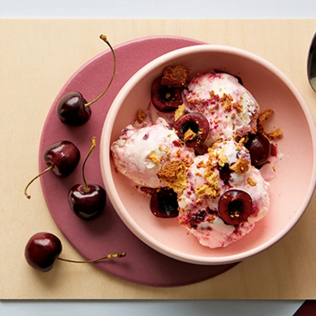 Cherry Froyo With Amaretti