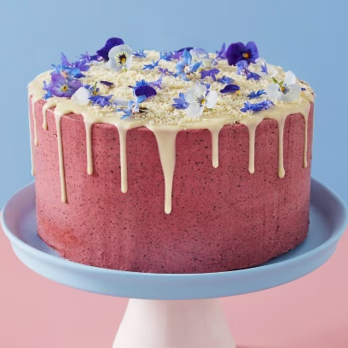 Berry and White Chocolate Cake