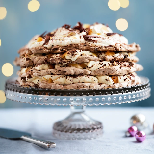 Chocolate and Ginger Meringue Cake