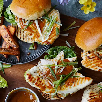 The Juiciest Chicken Burgers