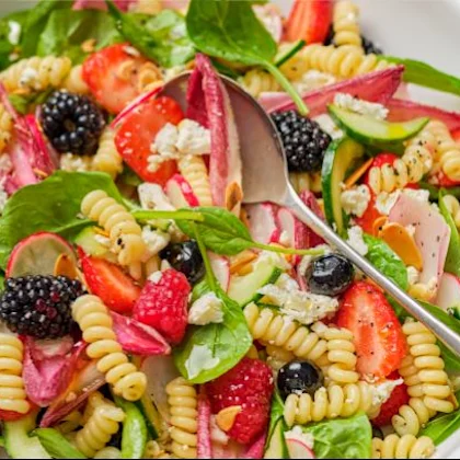 Mixed Berry Pasta Salad with Raspberry Vinaigrette