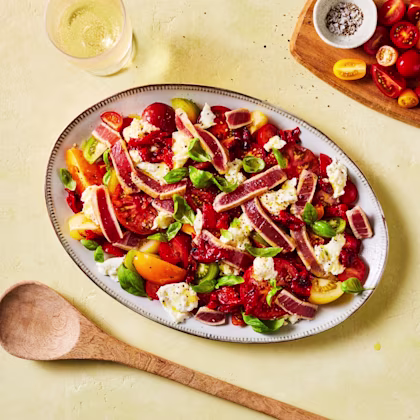 Caprese Salad with Seared Tuna and Roasted Peppers