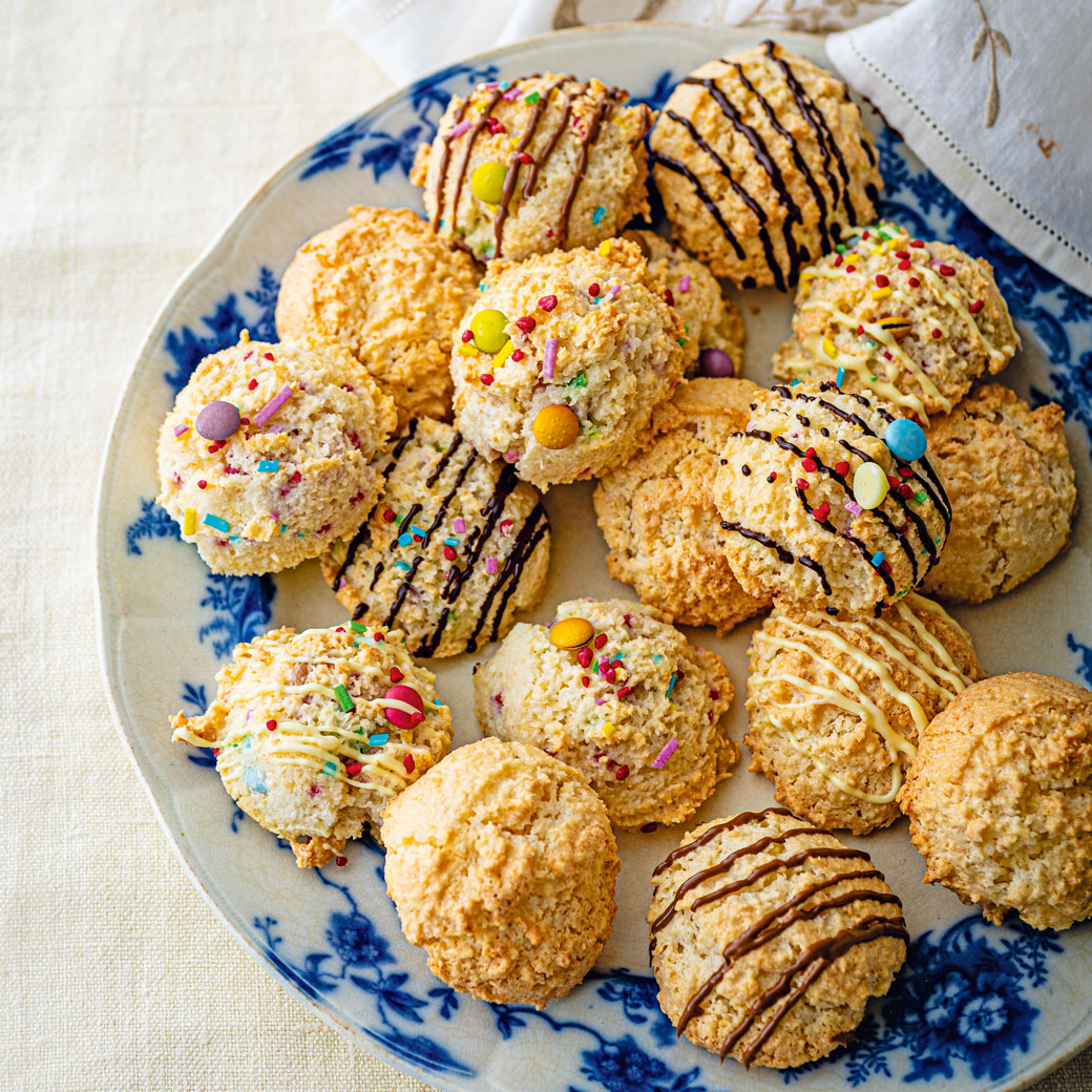 Confetti Macaroons
