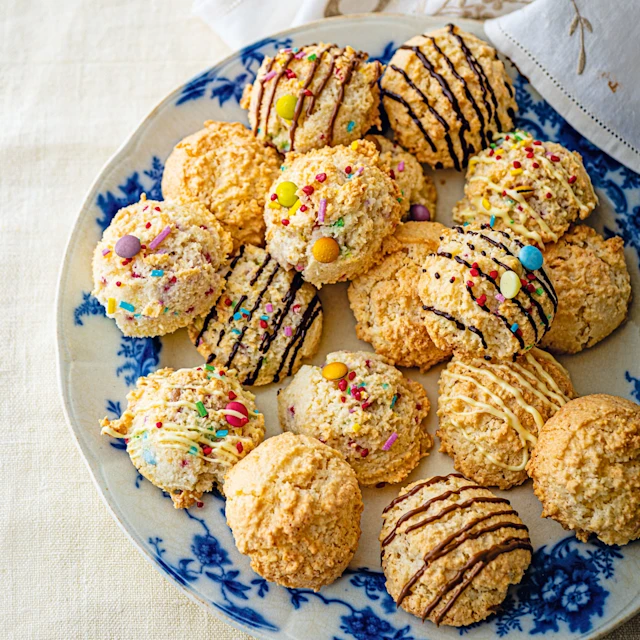 Confetti Macaroons