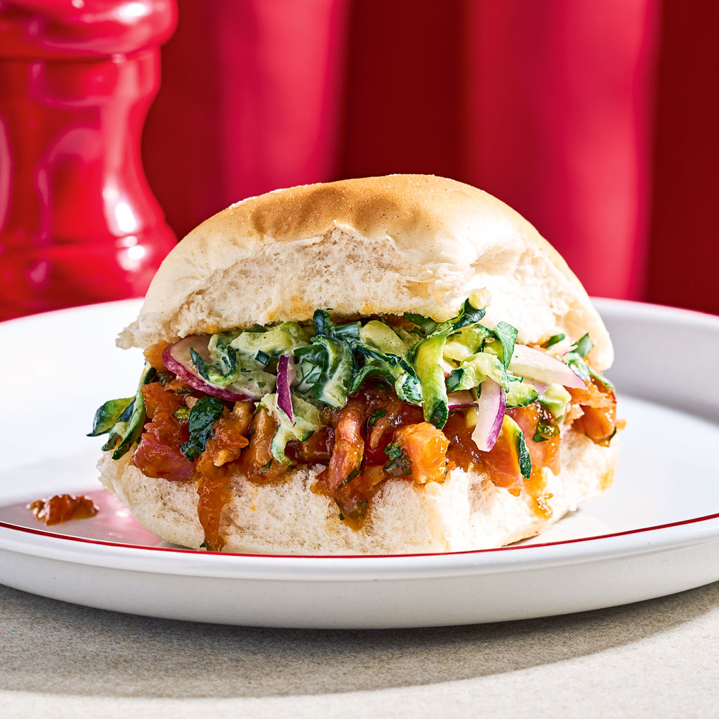 Sweet Chilli-glazed Ham and Slaw Buns