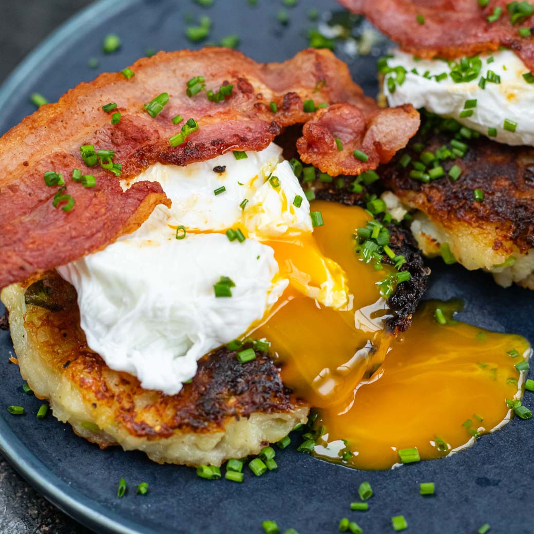 Cheesy colcannon fritters