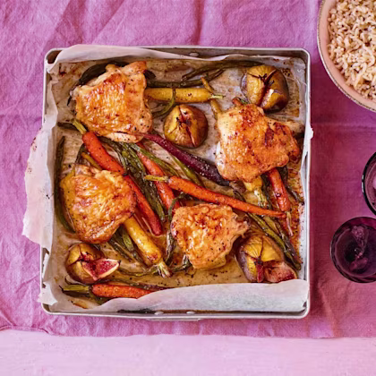 Honey-Roasted Figs, Carrots, Beans and Chicken Traybake