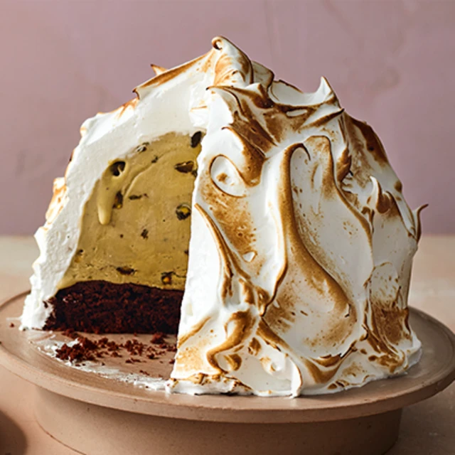 Chocolate and Pistachio ‘Baked’ Alaska