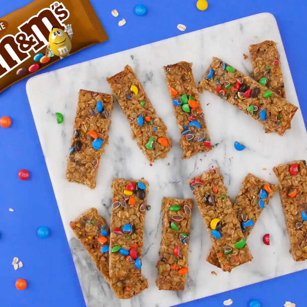 Baked M&M'S Granola Bars