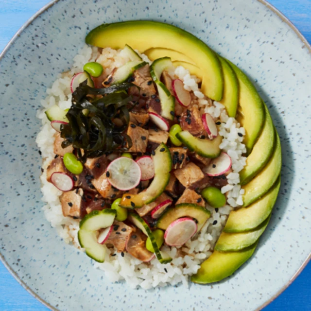 Tuna and sesame rice bowl