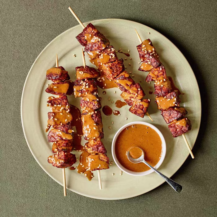 Tempeh satay skewers