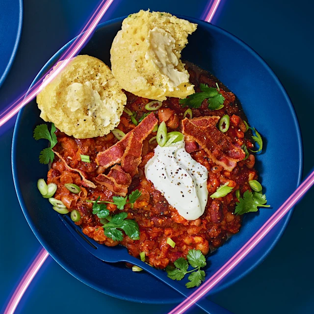Smoky Bean Chilli with Cornbread and Crispy Bacon