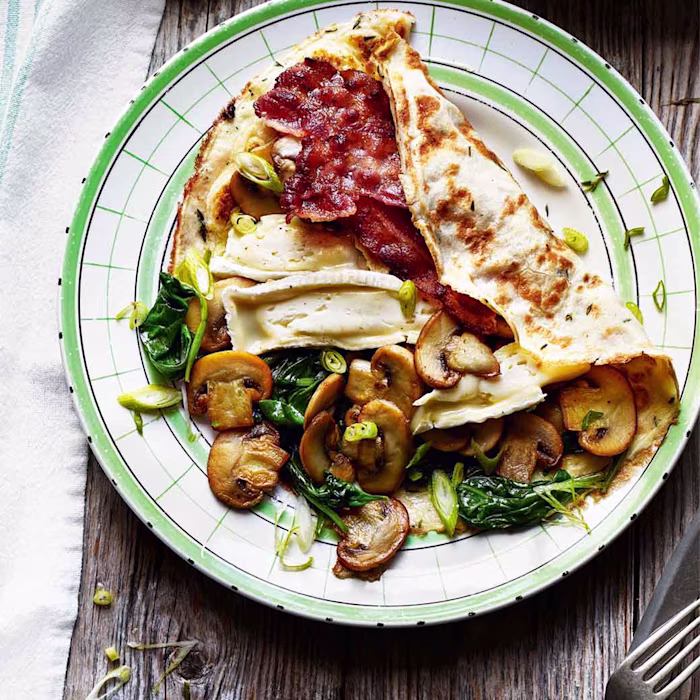 Mushroom, Bacon, Brie & Spinach Savoury Pancake