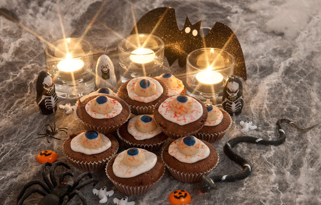 Icky Eyeball Cupcakes