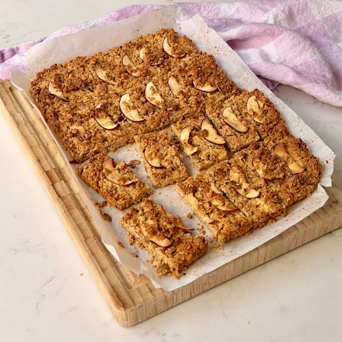 Apple Crumble Oat Bars