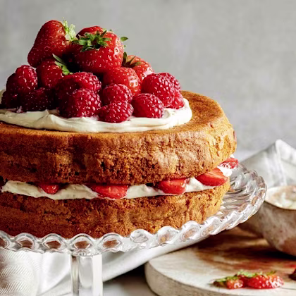 Billington’s Showstopping Honey Cake