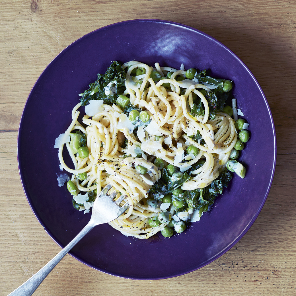 Cacio e Pepe, Pea and Kale Spaghetti